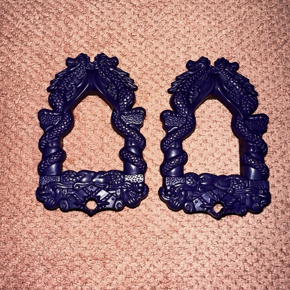 2 Fisher Price Imaginext Medieval Battle Castle‎ Purple Window Replacement Parts